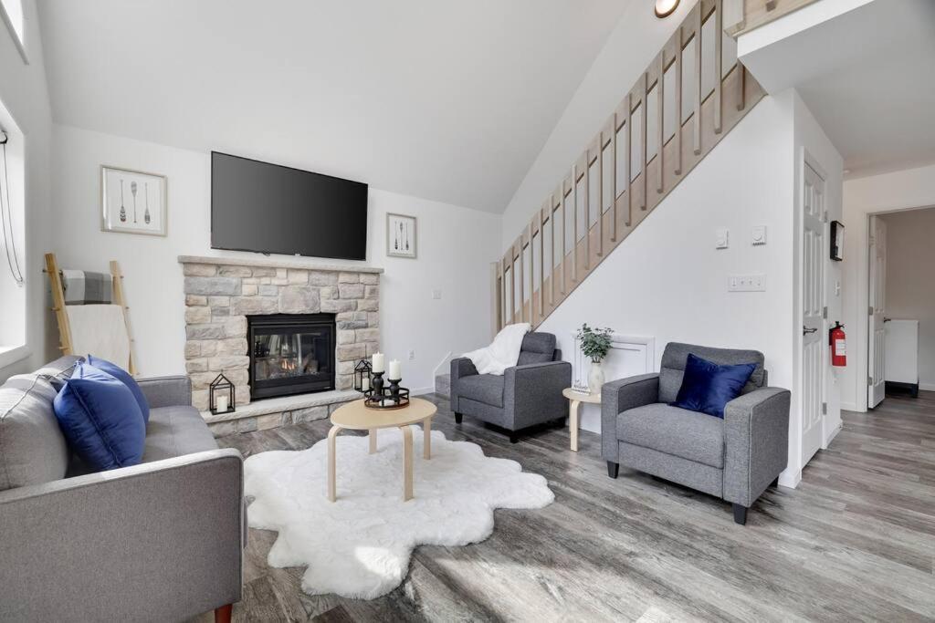 *dog Friendly* Poconos Arrowhead Cozy Haven Chalet *